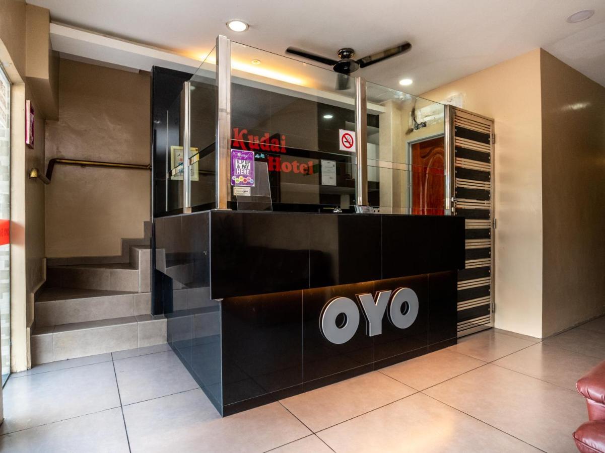 Oyo 1010 Skudai Hotel Exterior foto